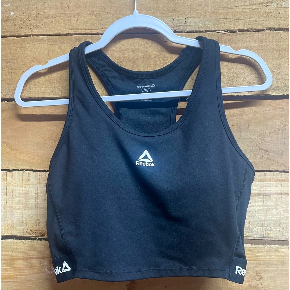 Brand new sports bra. It’s like a running top. I bought it t but it didn’t fit.